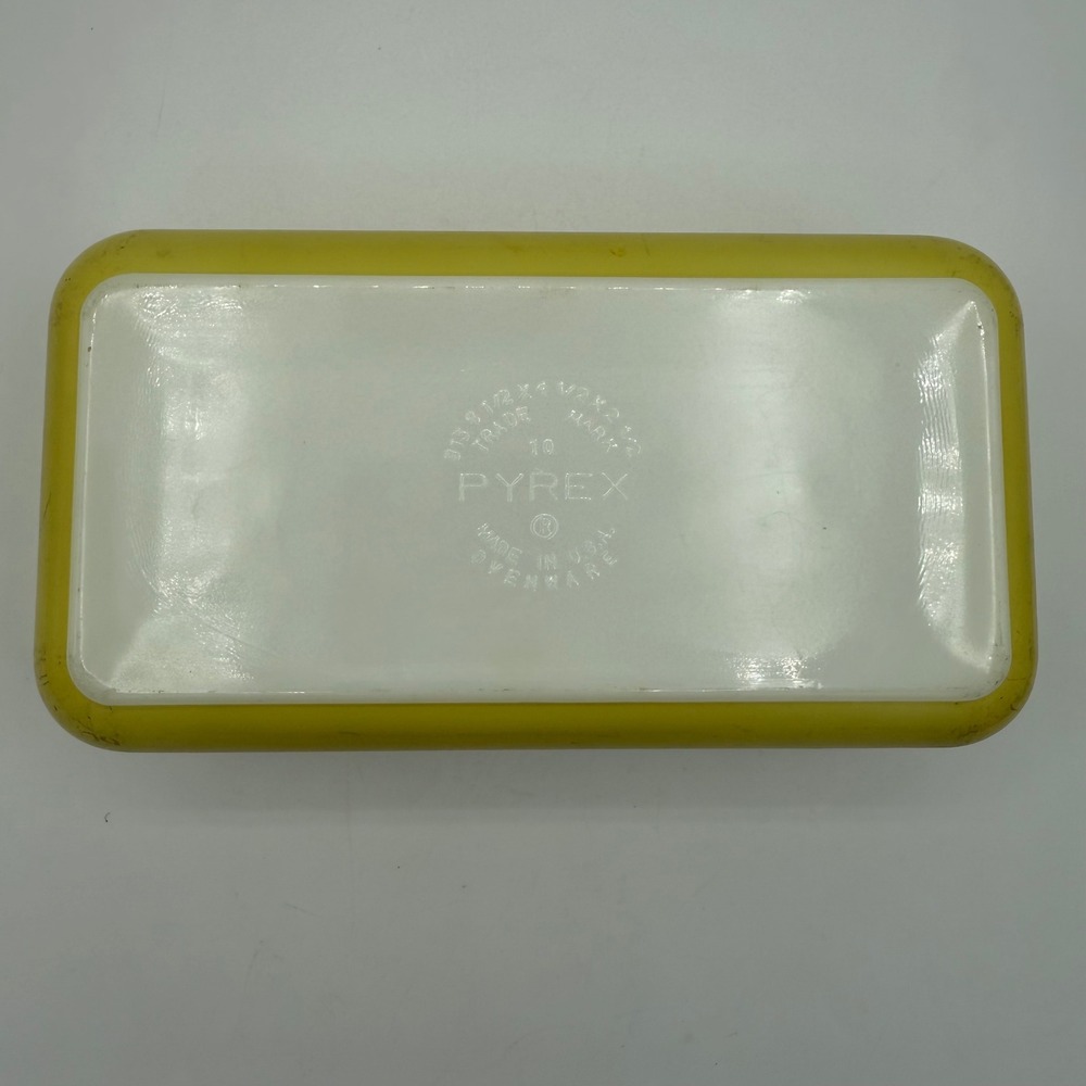 Vintage Pyrex Primary Colors Refrigerator Dish Set 501 Red, 502 Blue, 503 Yellow - Picture 6 of 10